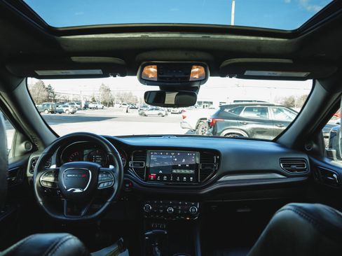 Used 2025 Dodge Durango GT image 41