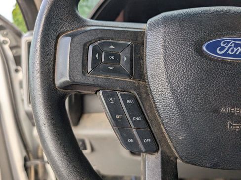 Used 2018 Ford F250 XL w/ Power Equipment Group AWD/4WD image 24