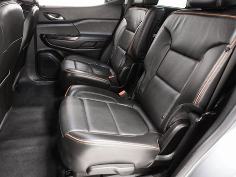 Used 2023 GMC Acadia AT4 image 18