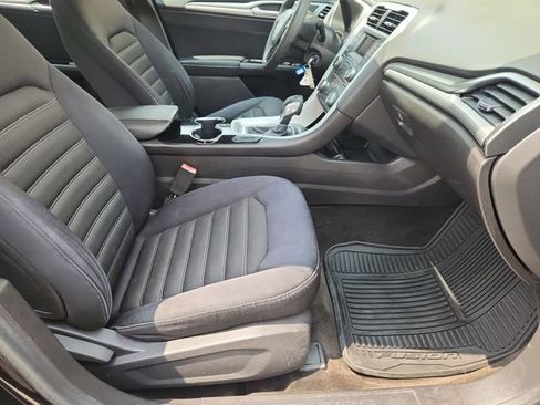 Used 2014 Ford Fusion SE FWD image 24