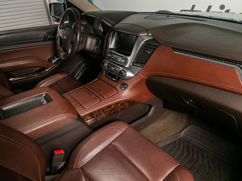 Used 2018 Chevrolet Suburban Premier w/ Max Trailering Package image 35