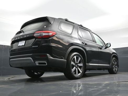 Used 2023 Honda Pilot Touring image 34