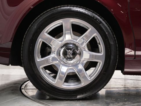 Used 2010 Rolls-Royce Phantom Sedan image 51