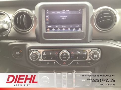 Used 2023 Jeep Gladiator Sport AWD/4WD image 26