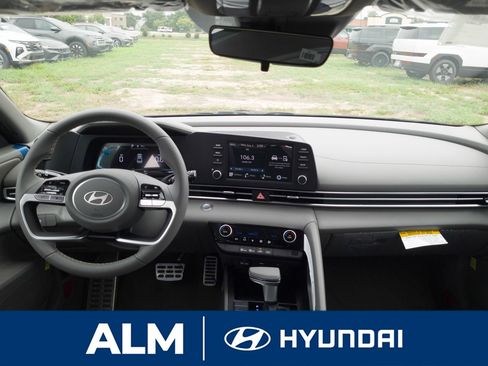 New 2025 Hyundai Elantra Sport image 16