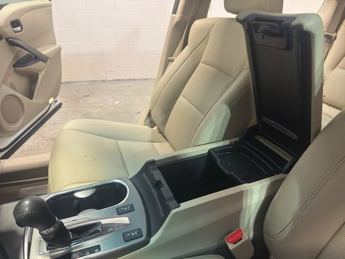 Used 2014 Acura RDX FWD image 19