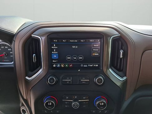 Used 2020 Chevrolet Silverado 2500 High Country w/ Z71 Off-Road Package image 41