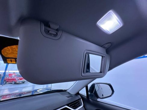 Used 2025 Toyota RAV4 XLE image 34