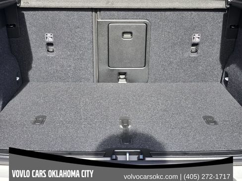 Used 2026 Volvo XC40 B5 Plus w/ Protection Package Premier AWD/4WD image 34