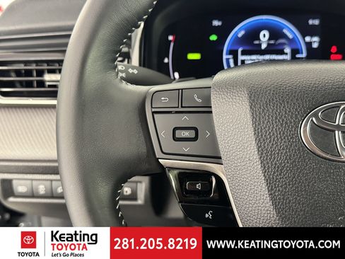 Certified 2025 Toyota Camry SE image 28