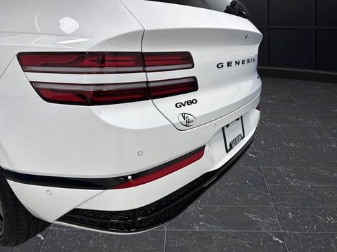 Used 2025 Genesis GV80 2.5T Prestige image 38