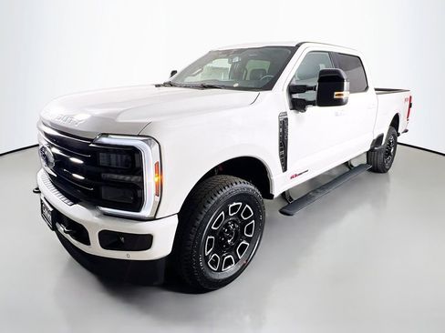 New 2026 Ford F350 Platinum w/ FX4 Off-Road Package image 5