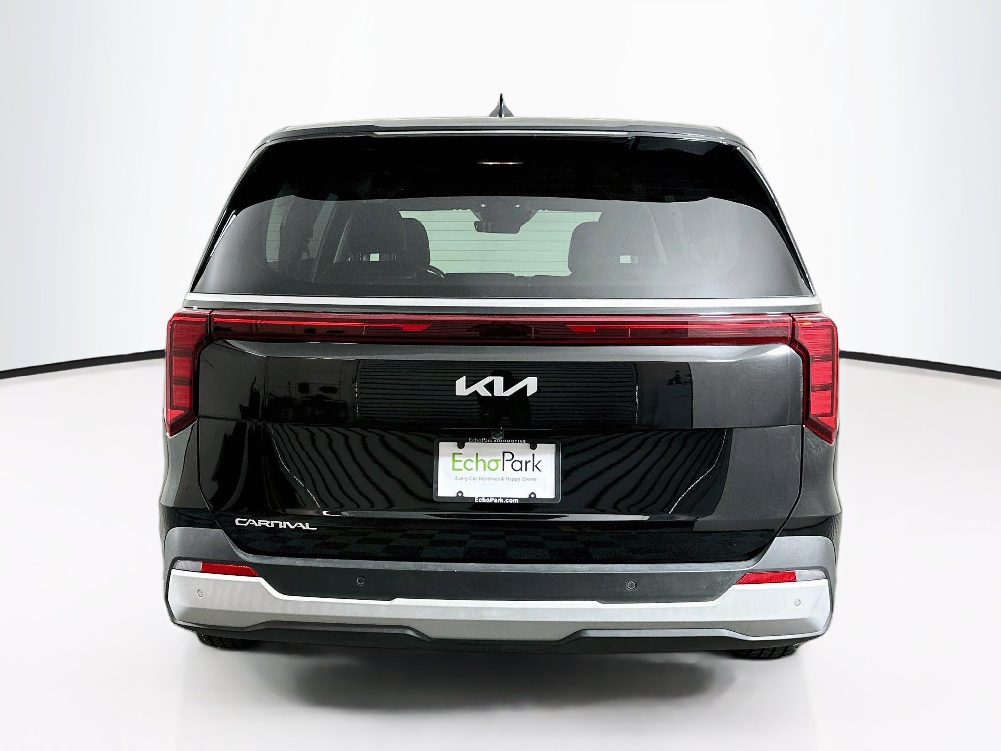 Used 2026 Kia Carnival FWD image 7