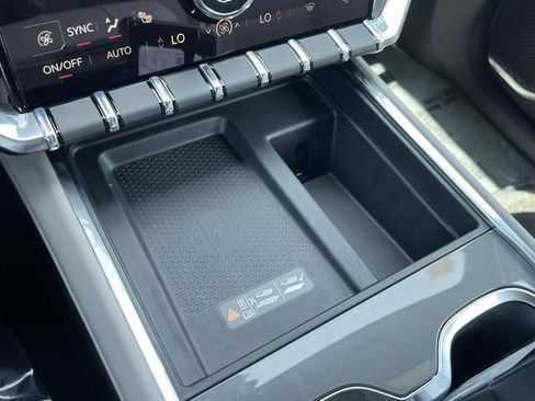 New 2025 GMC Acadia Elevation image 20