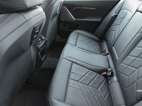 Certified 2025 BMW 530i xDrive w/ Premium Package image 34