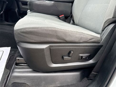 Used 2024 RAM 3500 Big Horn image 12