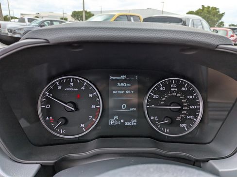 Certified 2025 Subaru Crosstrek 2.0i Premium AWD/4WD image 28
