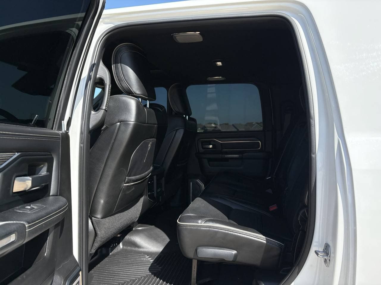 Used 2019 RAM 2500 Limited AWD/4WD image 14