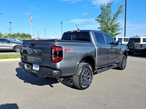 Used 2024 Ford Ranger XLT AWD/4WD image 3