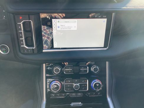 Used 2024 GMC Yukon Denali w/ Denali Reserve Package image 22