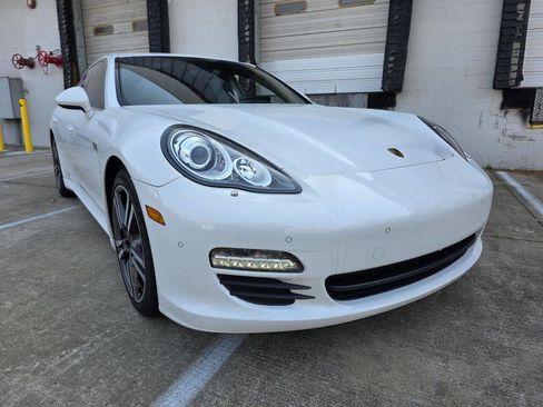 Used 2010 Porsche Panamera S image 54