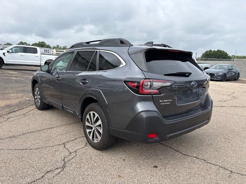 Used 2024 Subaru Outback Premium AWD/4WD image 5