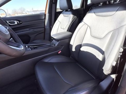 New 2026 Jeep Compass Limited image 11
