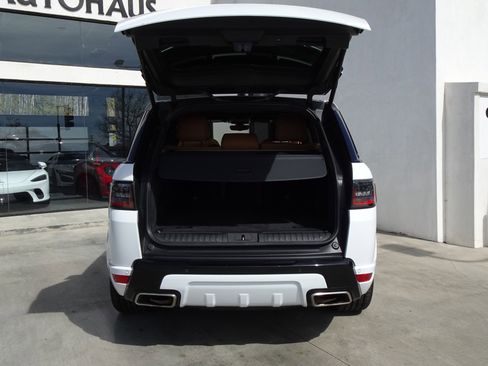 Used 2020 Land Rover Range Rover Sport HSE Dynamic image 6