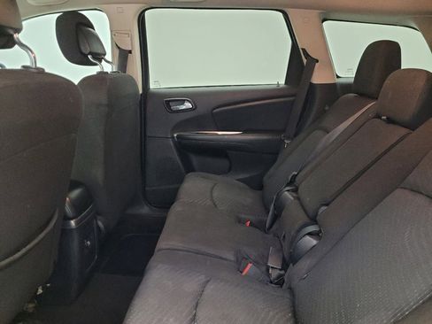 Used 2018 Dodge Journey SE w/ Popular Equipment Group image 18