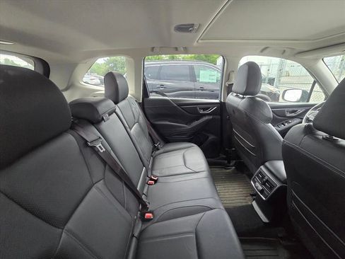 Used 2019 Subaru Forester Limited w/ Popular Package #3 AWD/4WD image 8