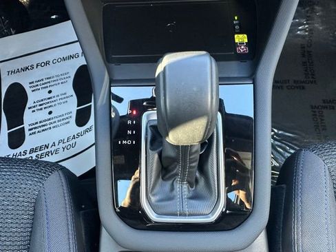 Used 2025 Subaru Forester Premium image 34