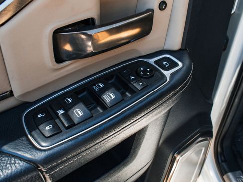 Used 2019 RAM 3500 Limited AWD/4WD image 11
