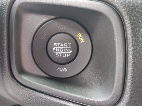 New 2025 Jeep Wrangler Sport S image 28