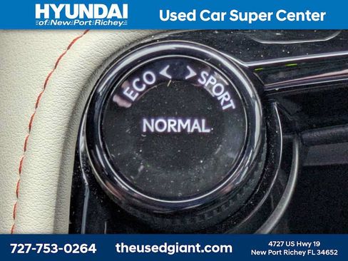 Used 2024 Lexus NX 250 FWD w/ Towing Package (2000 Lbs) image 29