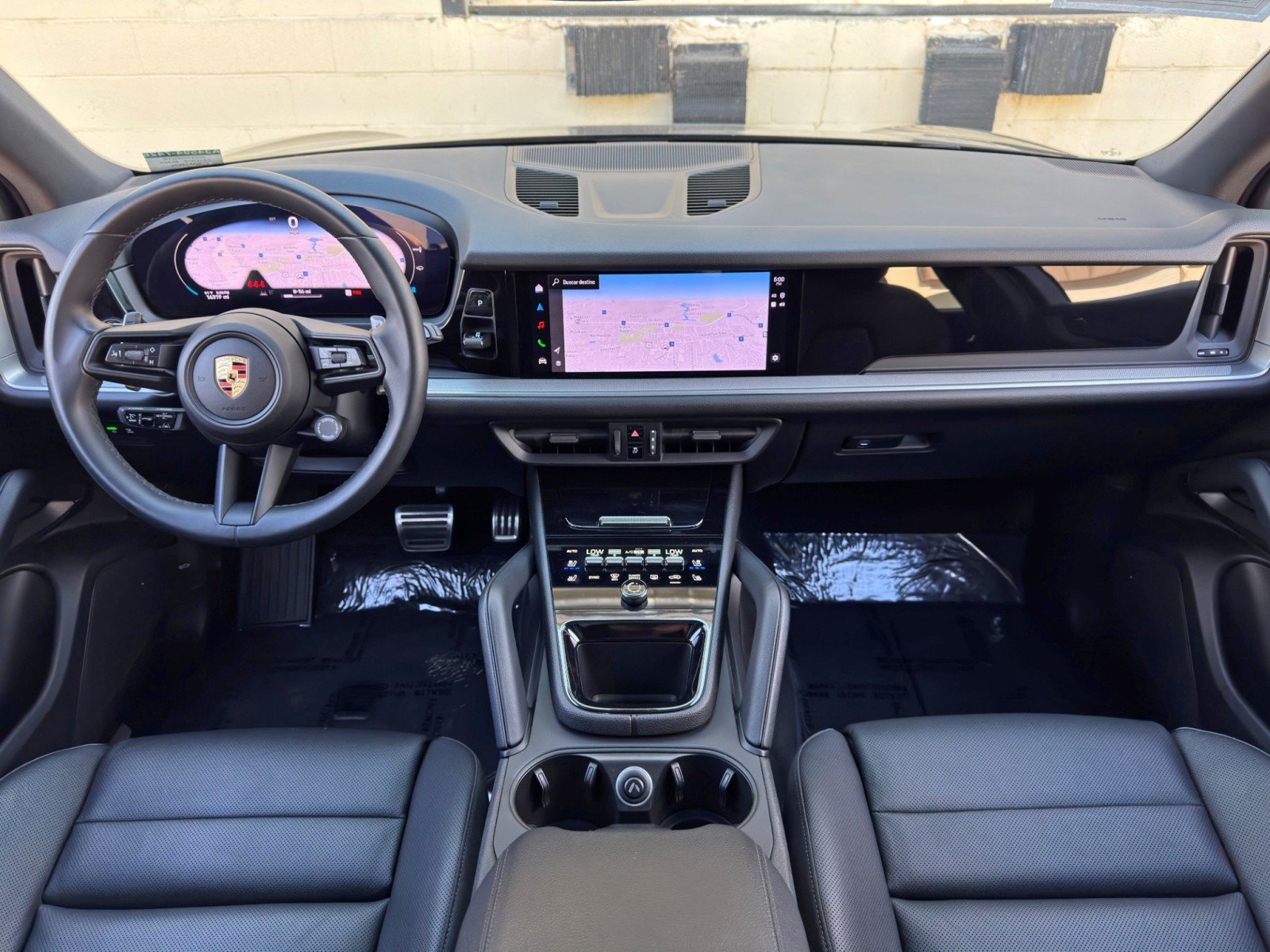 Used 2024 Porsche Cayenne S w/ Premium Package AWD/4WD image 13