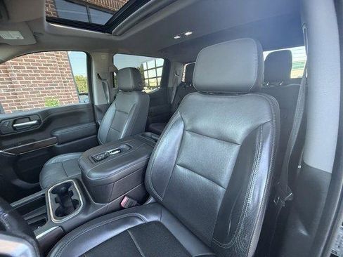 Used 2019 GMC Sierra 1500 SLT w/ SLT Premium Plus Package AWD/4WD image 19