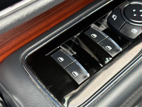 Used 2024 Lincoln Navigator L 4WD image 41