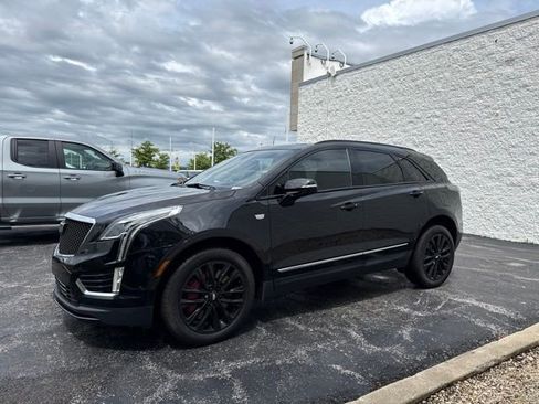 Used 2024 Cadillac XT5 Sportv w/ Technology Package AWD/4WD image 3