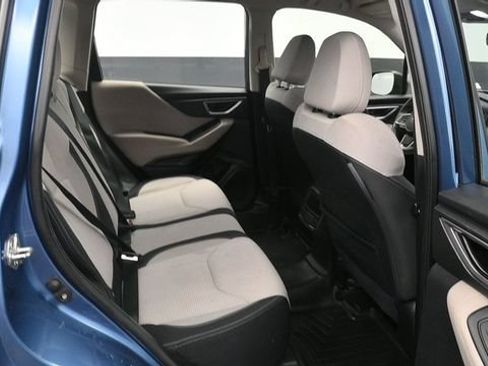 Used 2023 Subaru Forester AWD/4WD image 10