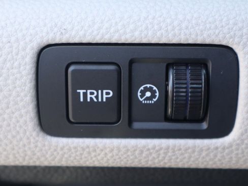 Used 2019 Honda Accord LX image 19