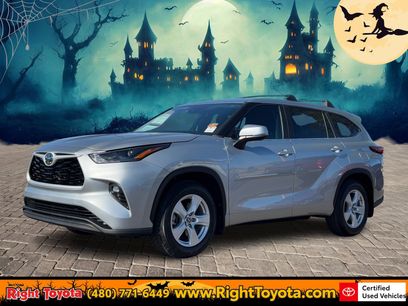 Certified 2023 Toyota Highlander LE