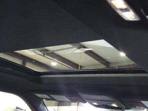 Used 2023 Ford Explorer ST w/ Equipment Group 401A image 15