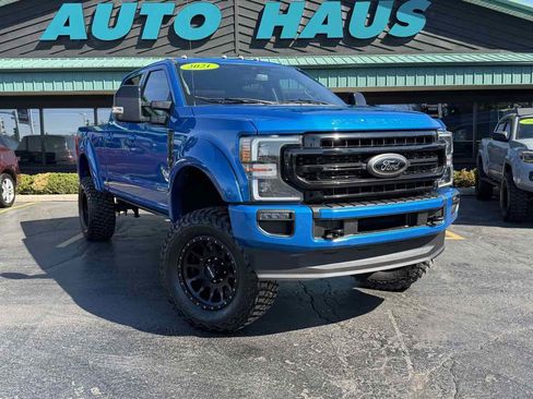 Used 2021 Ford F250 Lariat image 3