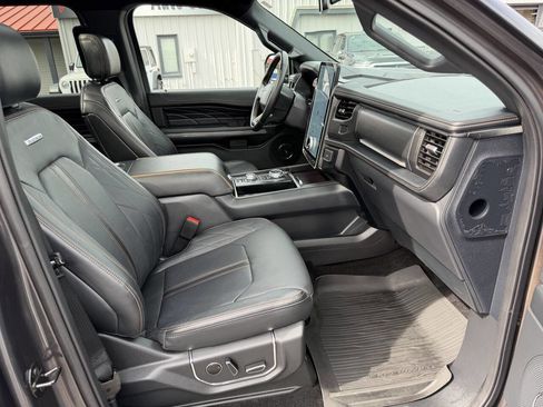 Used 2023 Ford Expedition Max Platinum AWD/4WD image 28