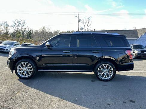 Used 2019 Ford Expedition Platinum image 3