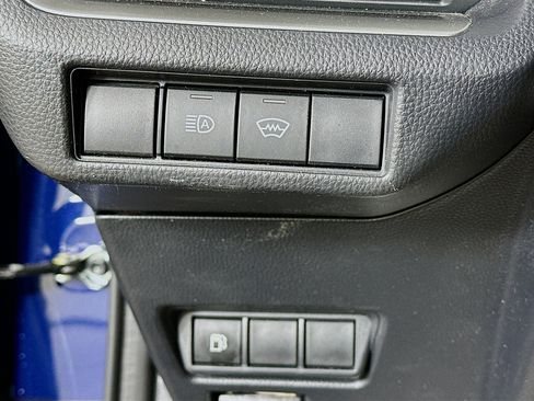 Used 2025 Toyota Prius LE image 17