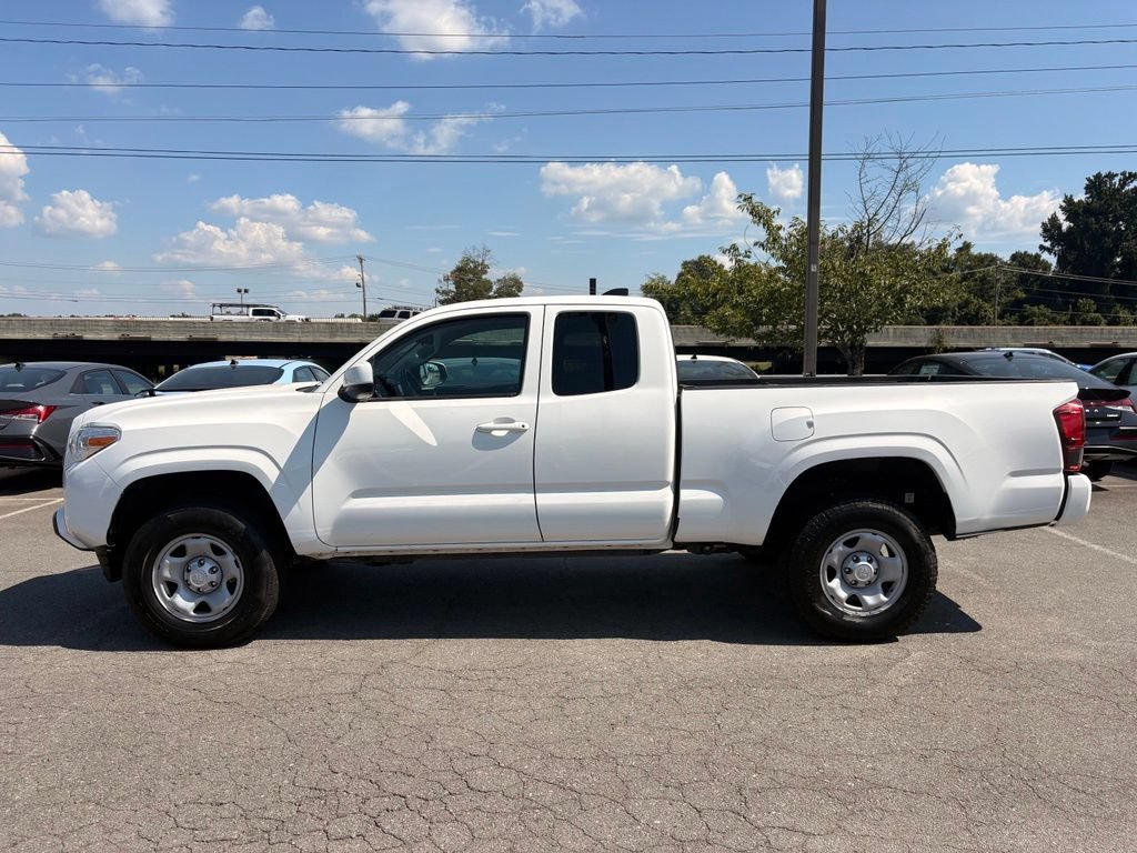 Used 2022 Toyota Tacoma SR RWD image 4