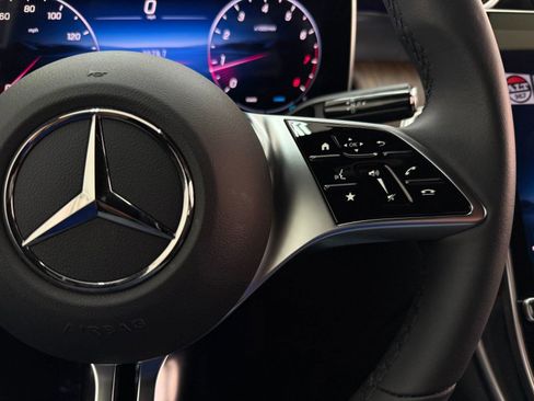 Certified 2026 Mercedes-Benz GLC 300 image 27