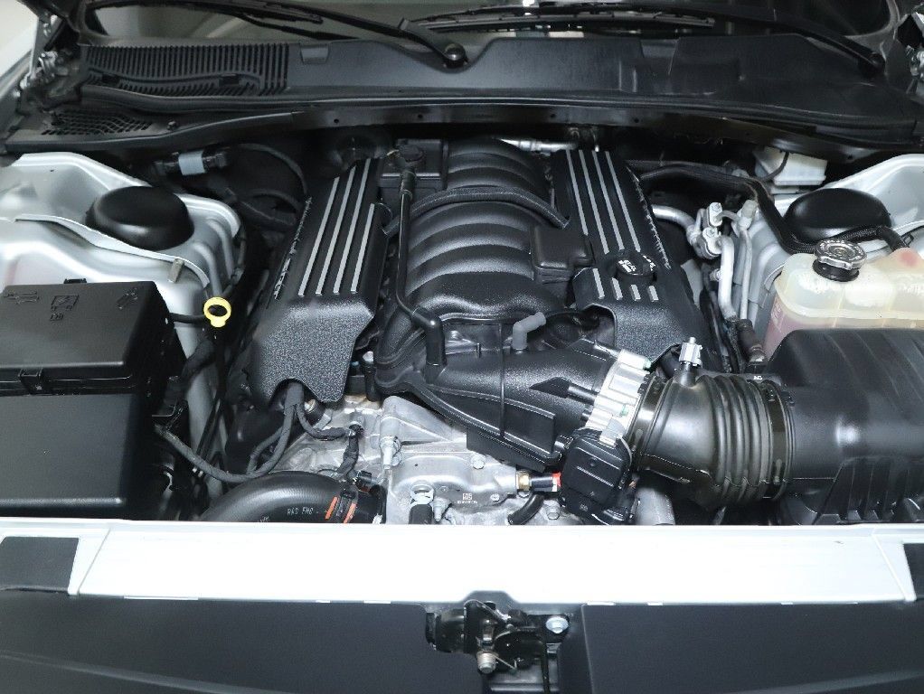 Used 2020 Dodge Challenger R/T Scat Pack w/ Dynamics Package RWD image 36