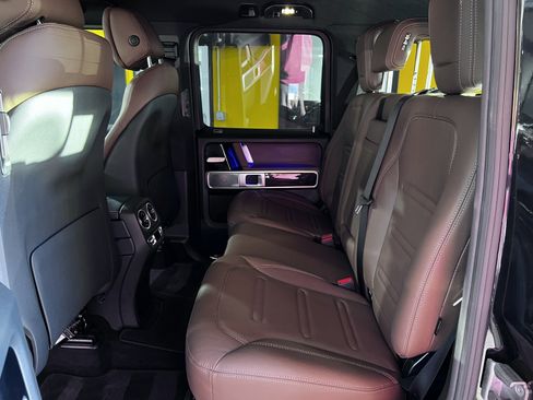 Used 2020 Mercedes-Benz G 550 image 17